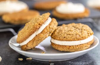Oatmeal Cream Pie Cookies – The Keep At...